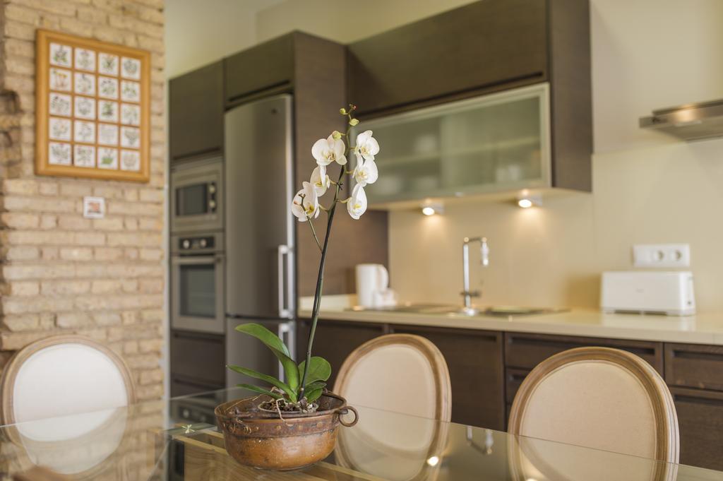 Sueca Apartment With Terrace Ruzafa Mid-Term Valence Extérieur photo
